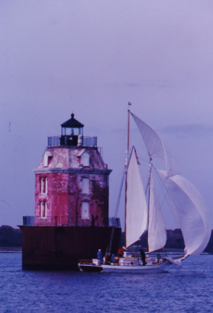 Explore the Annapolis Maritime Museum's Collections