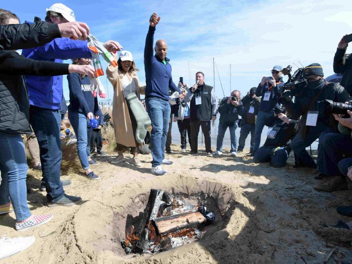 2023-sock-burning-3